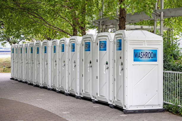 Best Portable toilet rental cost  in Covedale, OH